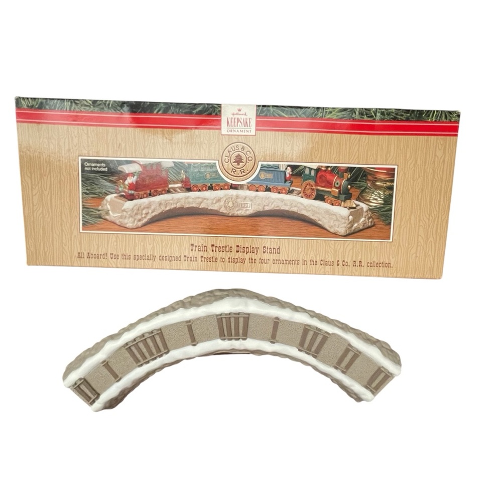 1991 Hallmark Claus & Co Train Trestle Display Stand 3/4” h.